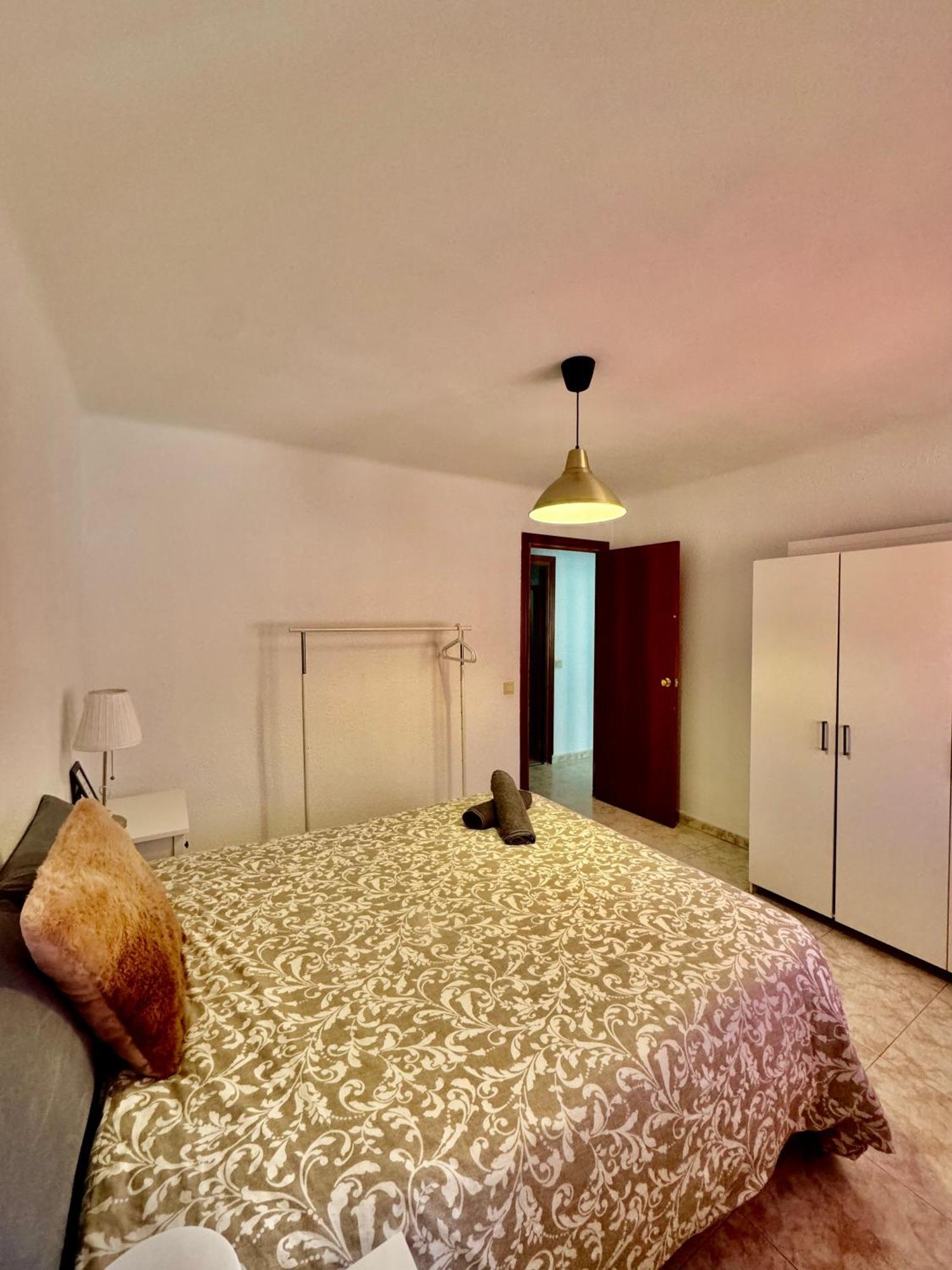 Acogedor Apartamento En Малага Экстерьер фото