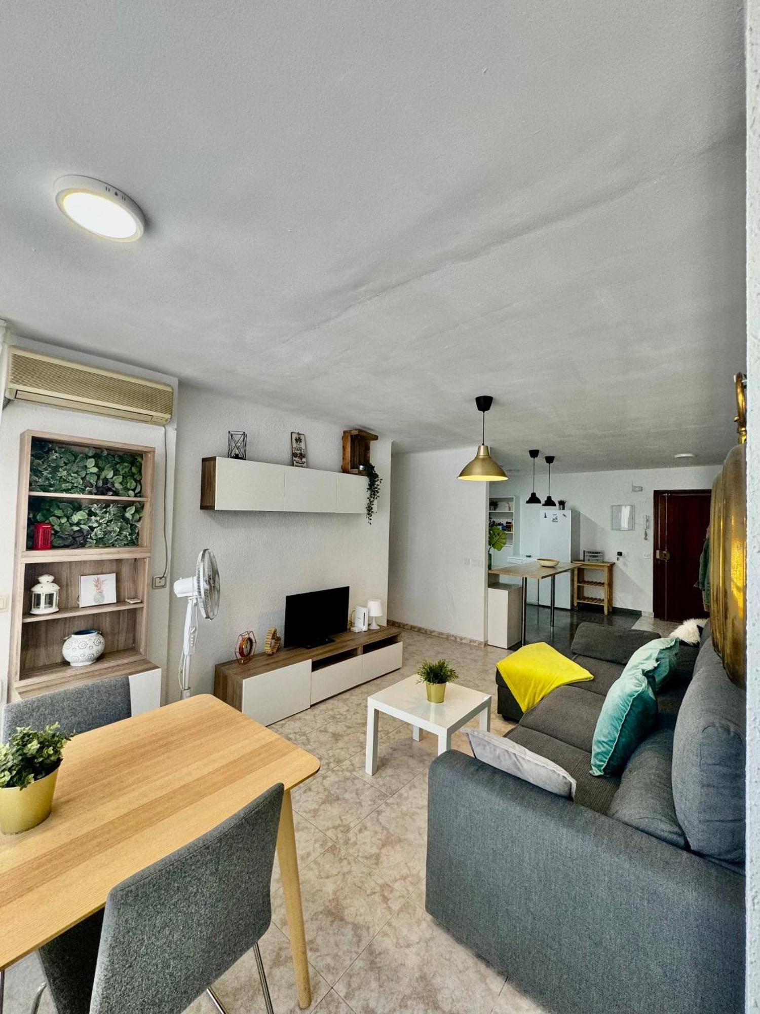 Acogedor Apartamento En Малага Экстерьер фото