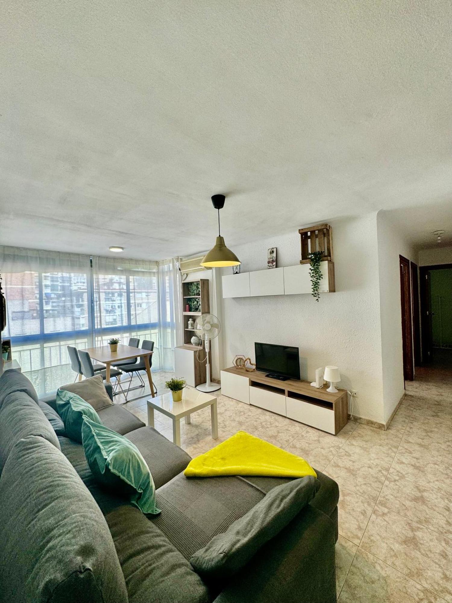 Acogedor Apartamento En Малага Экстерьер фото