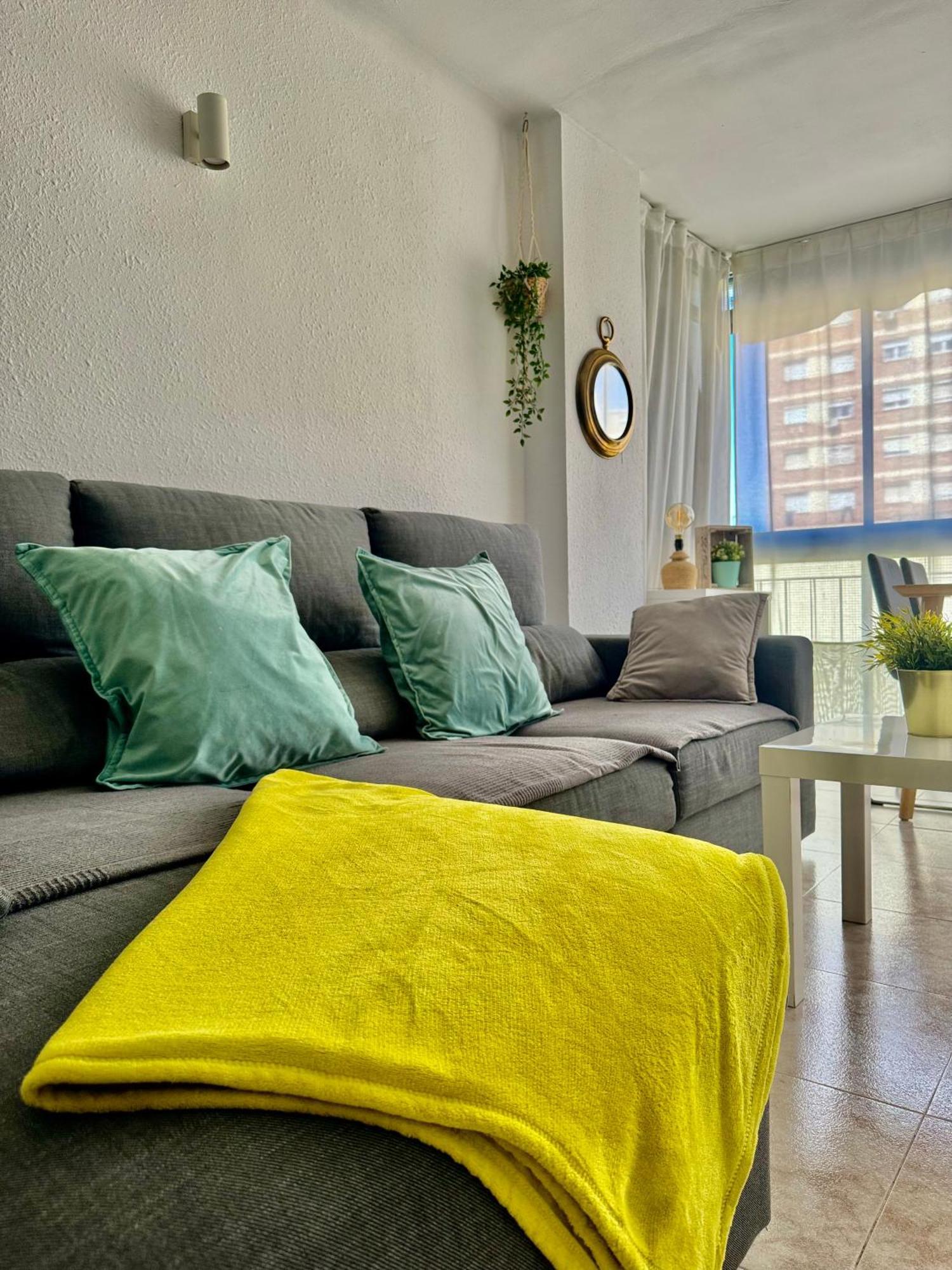 Acogedor Apartamento En Малага Экстерьер фото