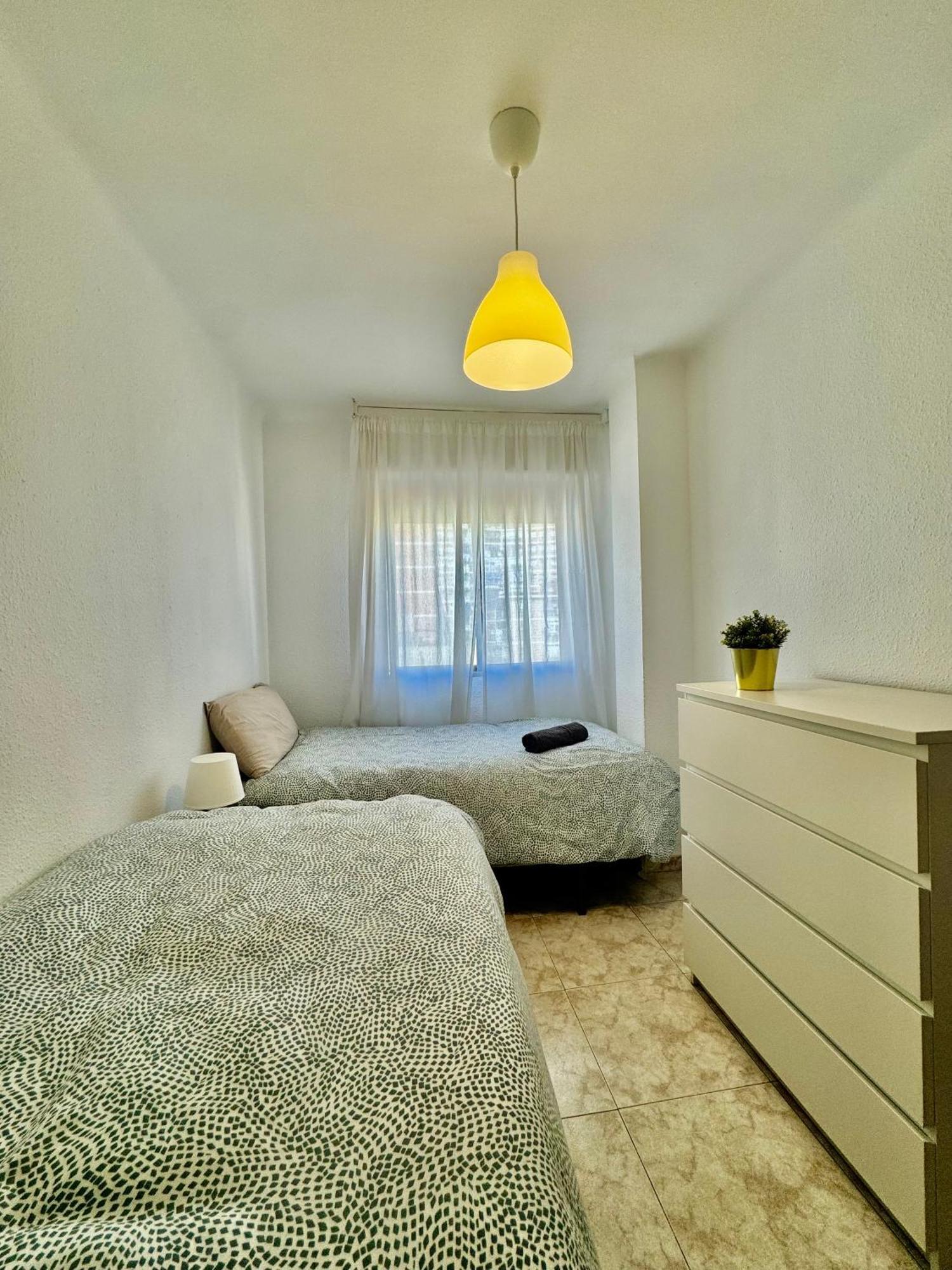 Acogedor Apartamento En Малага Экстерьер фото
