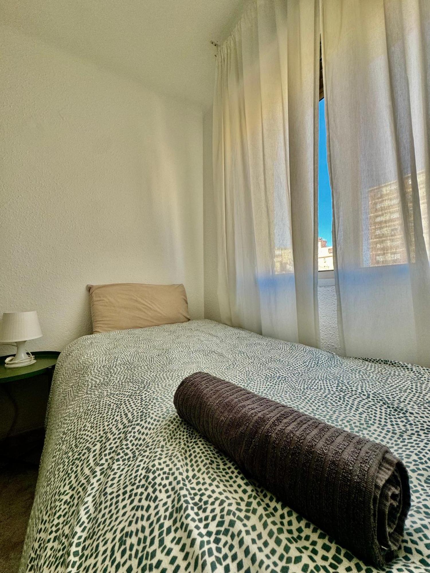 Acogedor Apartamento En Малага Экстерьер фото
